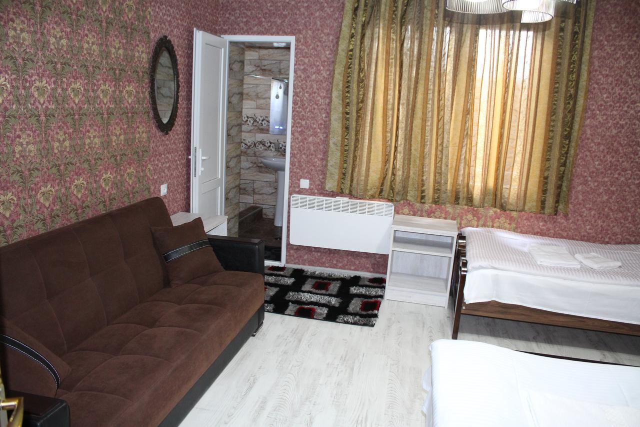 Salome Guest House Mestia Eksteriør bilde