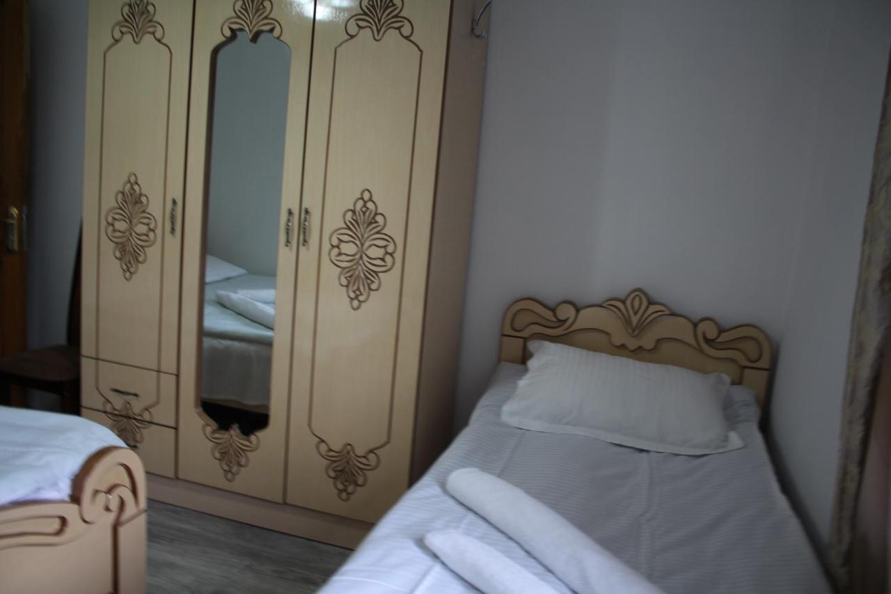 Salome Guest House Mestia Eksteriør bilde
