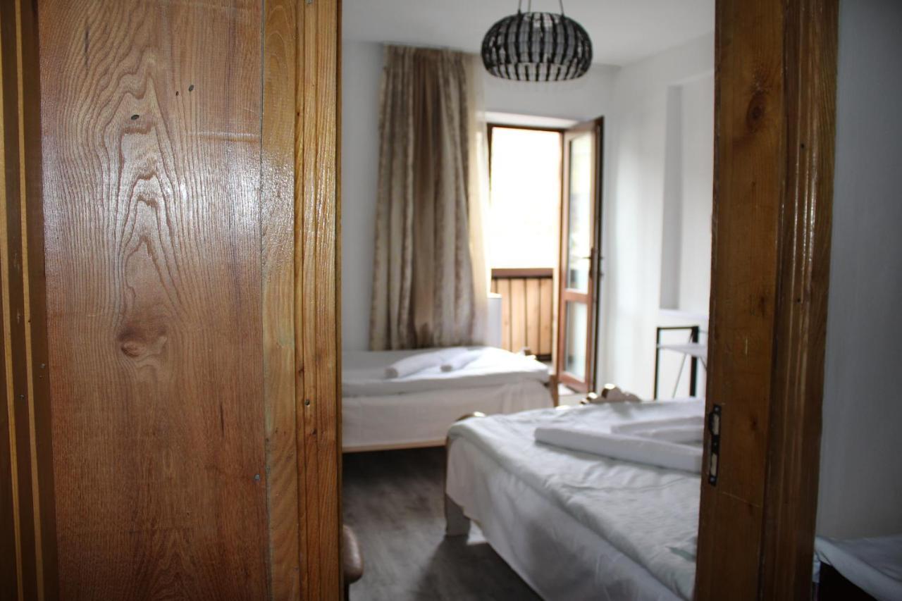 Salome Guest House Mestia Eksteriør bilde